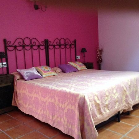 Uterga Hostal Camino Del Perdon المظهر الخارجي الصورة