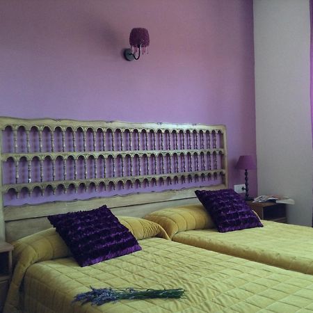 Uterga Hostal Camino Del Perdon المظهر الخارجي الصورة