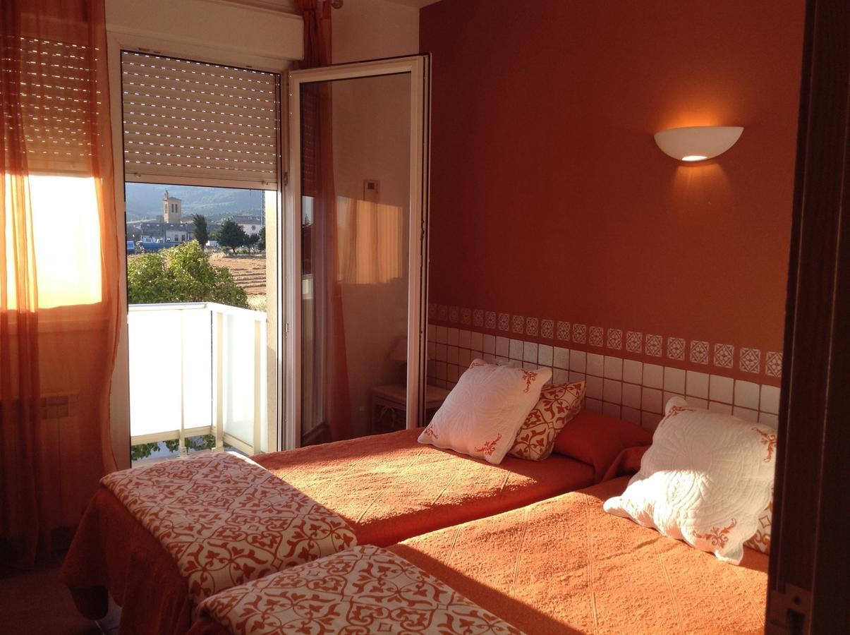 Uterga Hostal Camino Del Perdon المظهر الخارجي الصورة